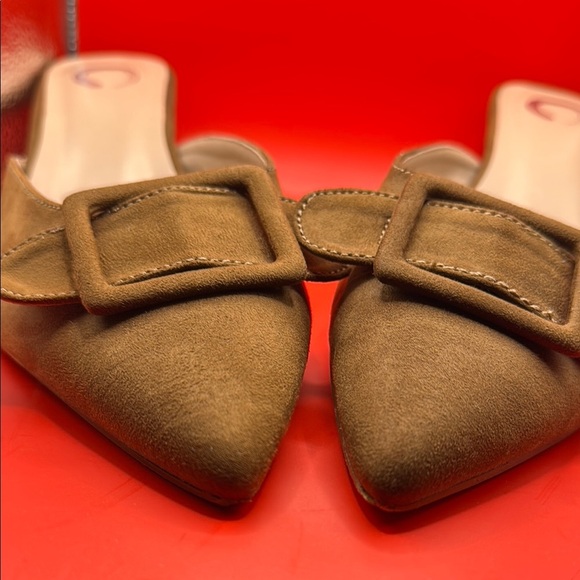 Journee Collection Brown Heels with Decorative Buckle - Picture 11 of 13